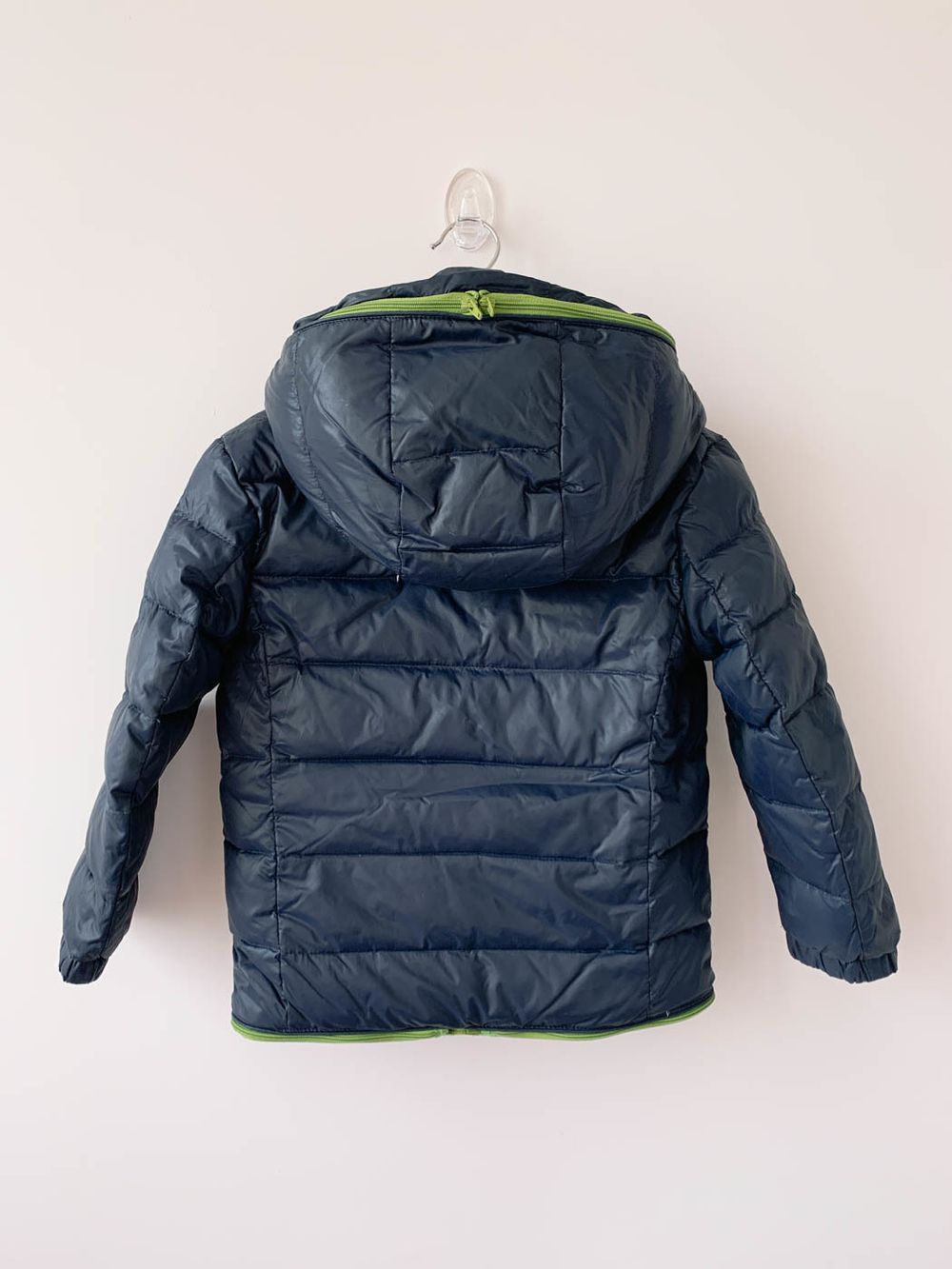 Пуховик Aston Martin, 92