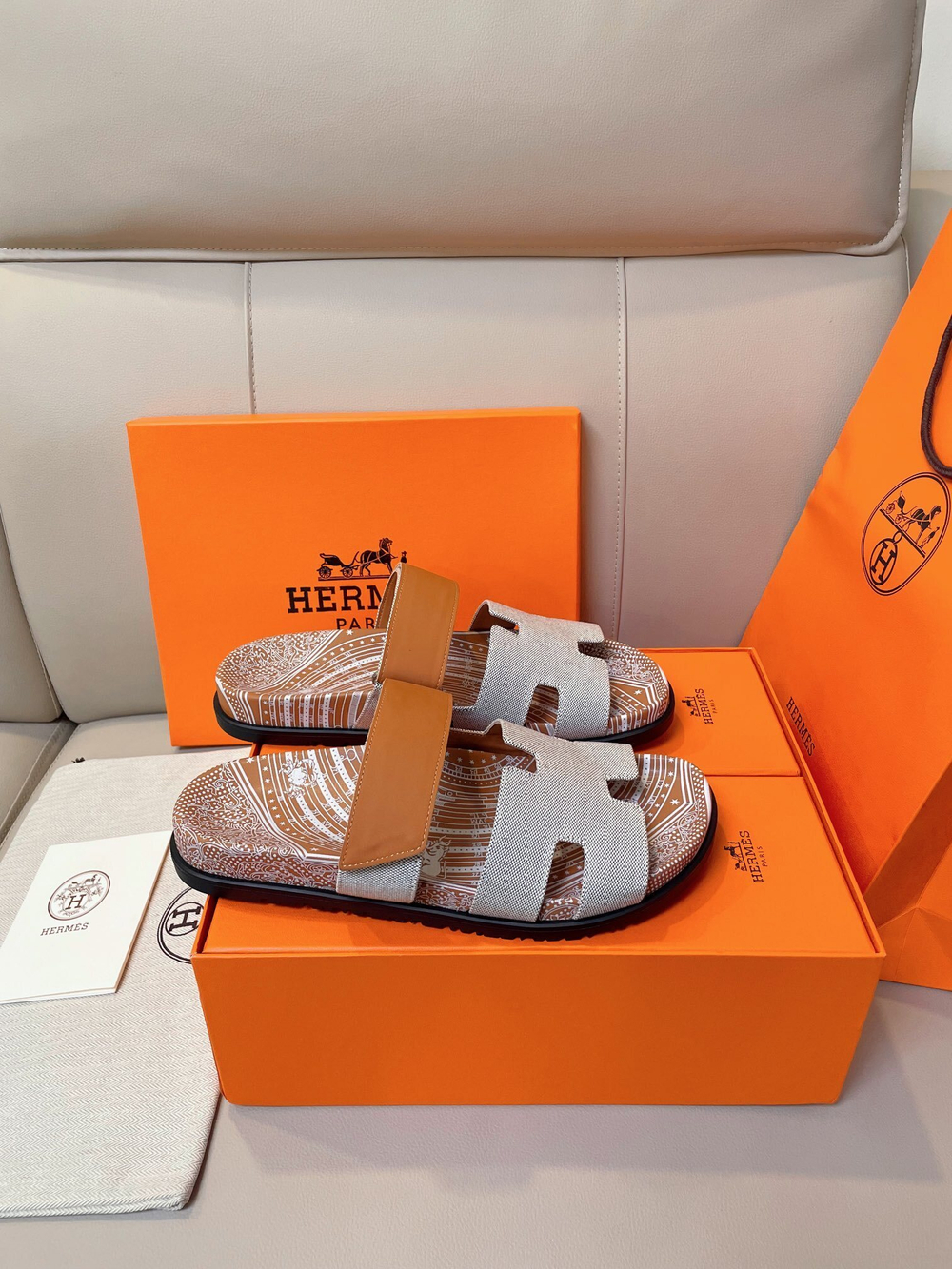 Hermes Chypre Sandal (2 colors)