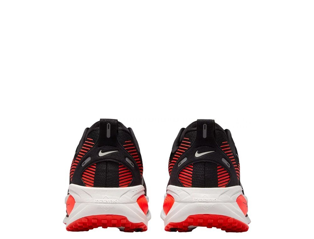 Кроссовки для бега мужские Nike Vomero 18 M Черно-Красные
