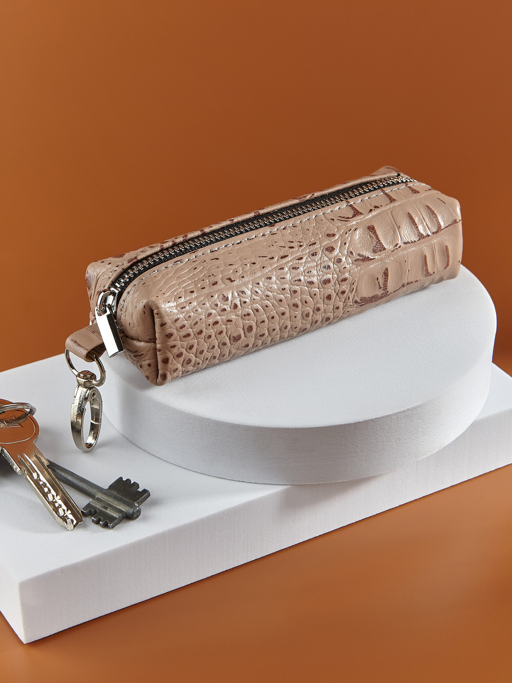 Ключница кожаная