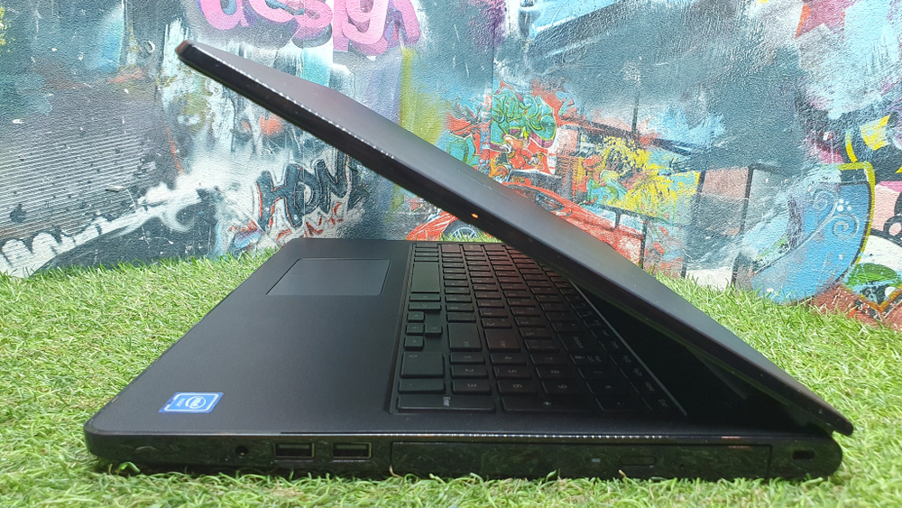 Ноутбук Dell Celeron/4Gb/Inspiron 3552 [3552-0514]/Windows 10