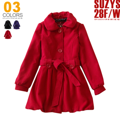 Пальто детское с отложным воротником и широким поясом