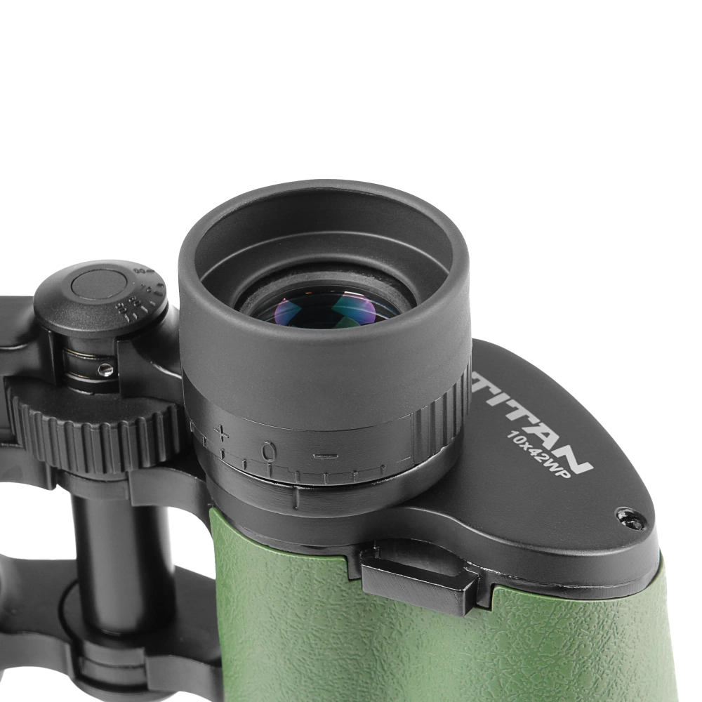 Бинокль Veber TITAN 10x42WP крупный план окуляра и фокусировки