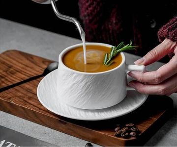 Чайная пара , узор "Неровности " белые