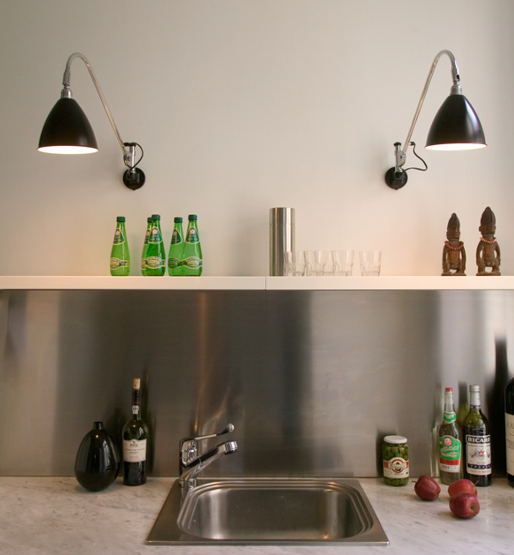 Wall design lamp  Bestlite BL5 by Gubi (White)