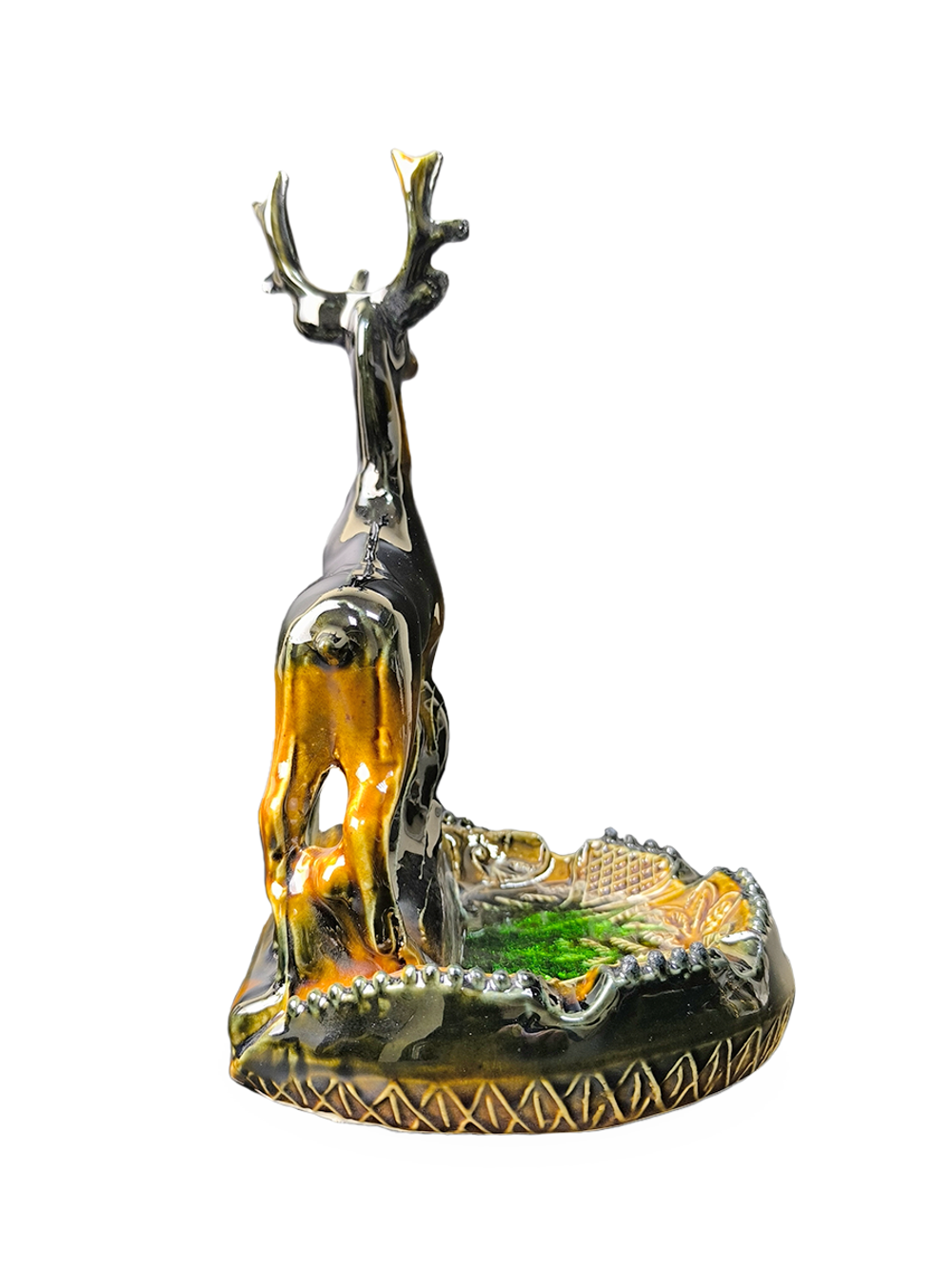 Фарфоровая пепельница "Олень на озере" (ЗиК "Конаково")