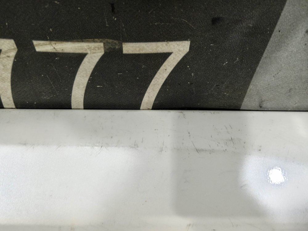 Накладка двери задней правой Kia Seltos 19-нв Б/У Оригинал 87736Q5010