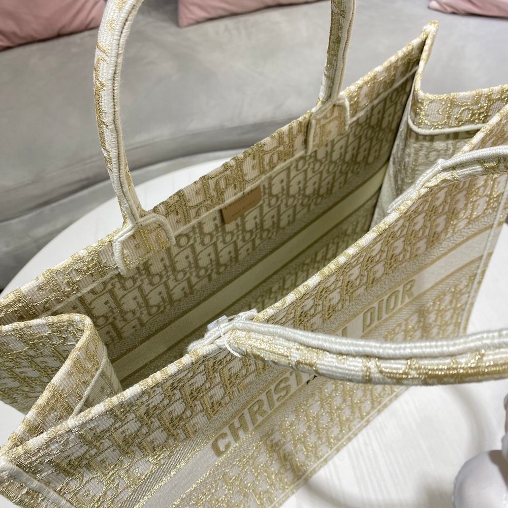 Christian Dior Book Tote 42 cm