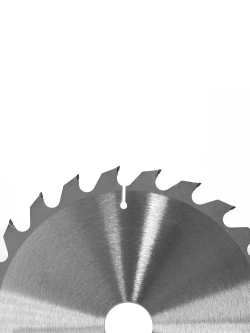 Пильный диск по дереву 210 мм 24 зубьев