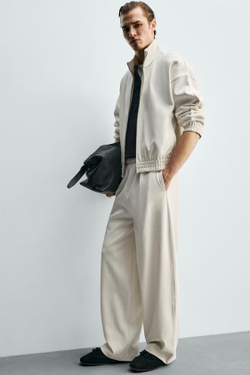 БРЮКИ-ДЖОГГЕРЫ WIDE FIT СО СКЛАДКАМИ, ЭКРЮ