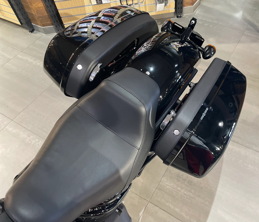 Мотоцикл Harley-Davidson Low Rider ST (117) c НДС