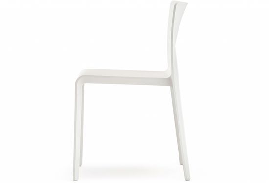 Стул пластиковый Volt