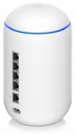 Коммутатор Ubiquiti UniFi Dream Machine UDM