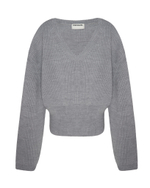 Джемпер вязаный с V-вырезом