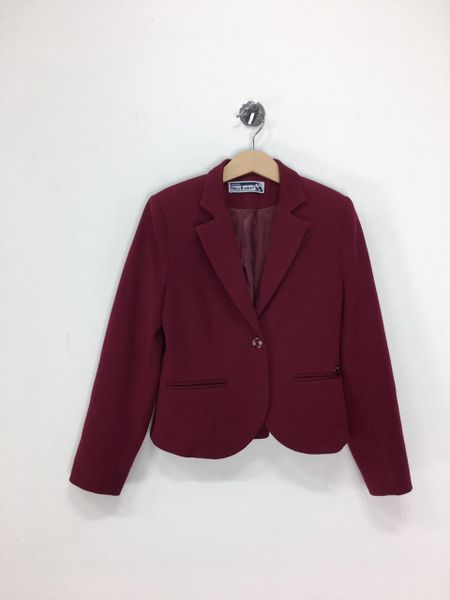 Бренды guess, hugo boss, benetton, springfield Бренды guess, hugo boss, benetton, springfield