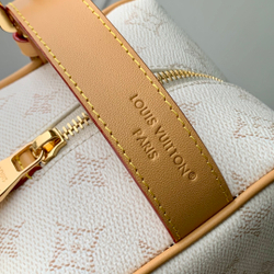 Louis Vuitton Locker Dopp Kit