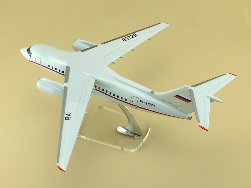 Модель самолета Ан-148-100Е (М1:72, СЛО Россия)