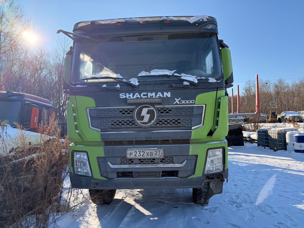 Shacman (Shaanxi) SX* 6x6 Седельный тягач SX42586V385 (Дизельный, 11,6 л, 423 л.с., МТ)
