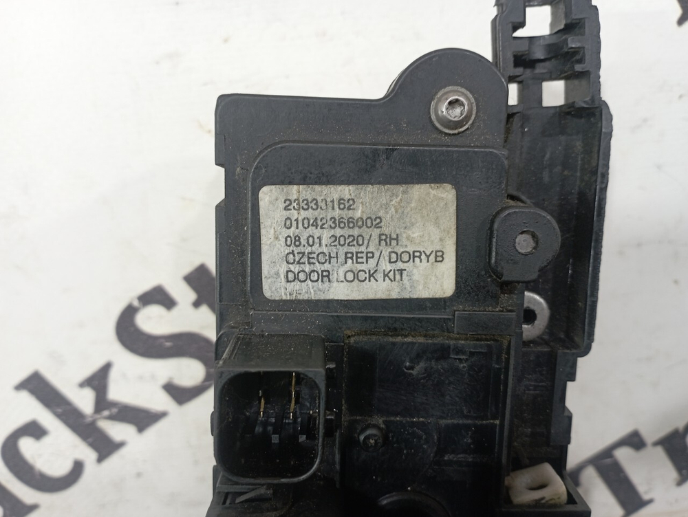 Замок двери правой 2020г