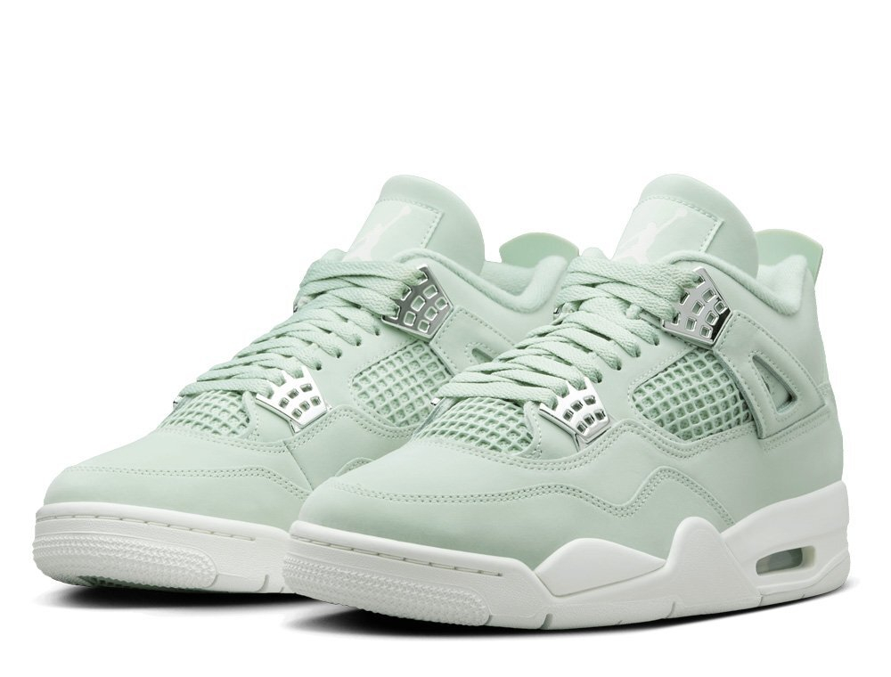 Баскетбольные кроссовки  Air Jordan 4 "Seafoam"
