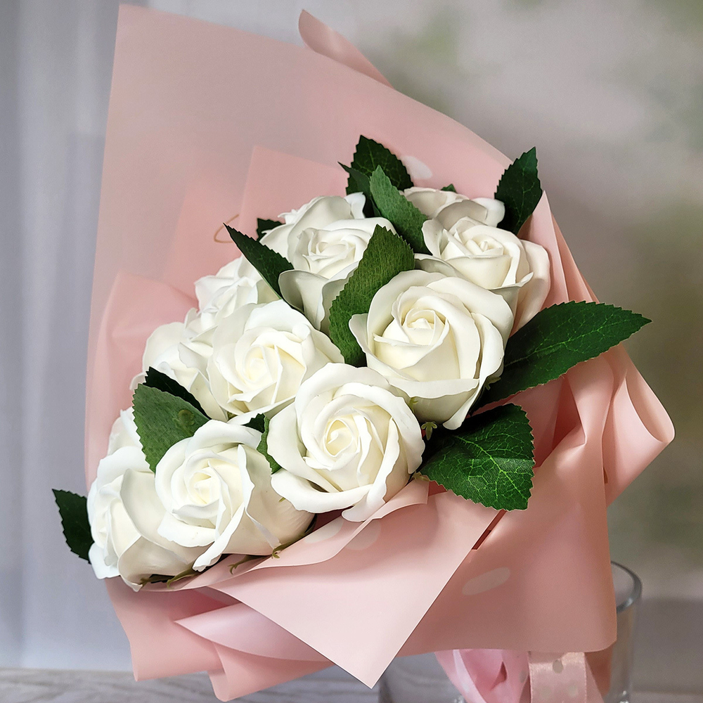 Букет мыльных роз белых - 15 штук