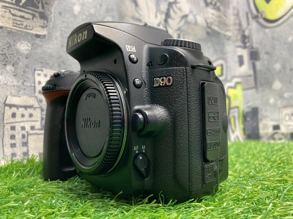 Nikon D90 169.000 кадров