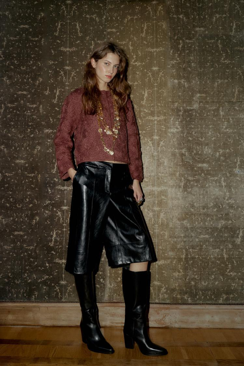 ZARA ЖАКЕТ ИЗ ШЕРСТИ С УЗОРОМ МАКРАМЕ, БАКЛАЖАННЫЙ