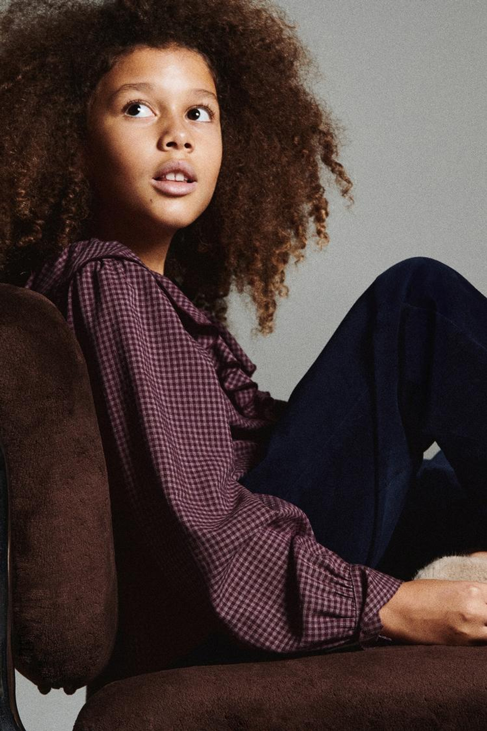 ZARA РУБАШКА С ВОЛАНАМИ В КЛЕТКУ ВИШИ, ГРАНАТОВЫЙ