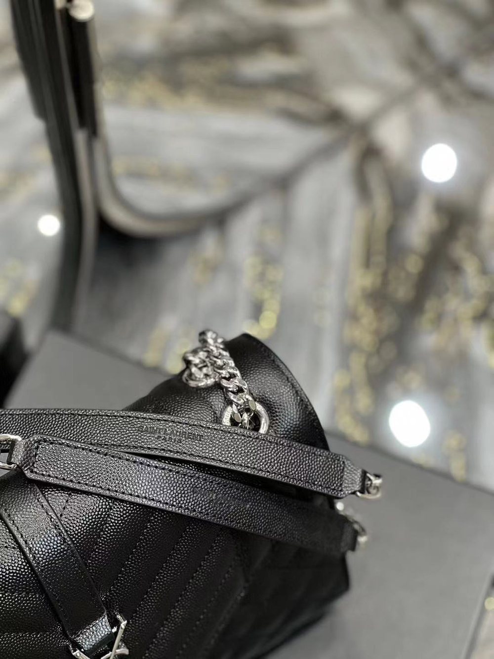 Saint Laurent Envelope Bag 24 cm