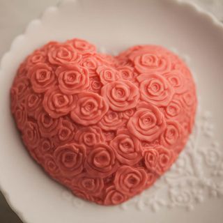 Сердце из роз пластиковая форма