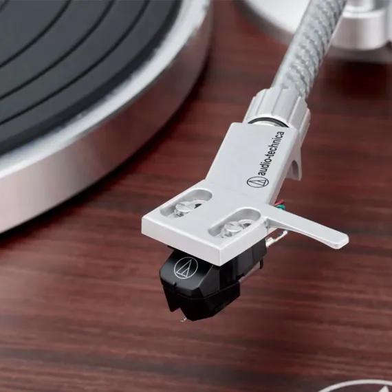 Audio-Technica AT-LPW50BT-RW