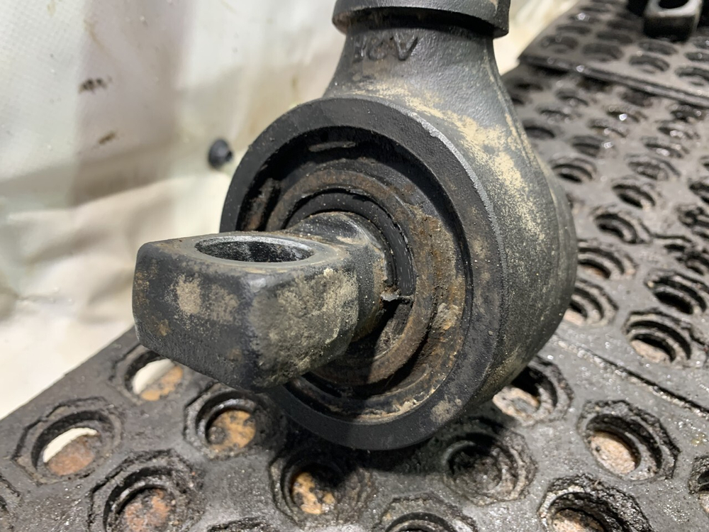 Тяга реактивная V-образная 2023г