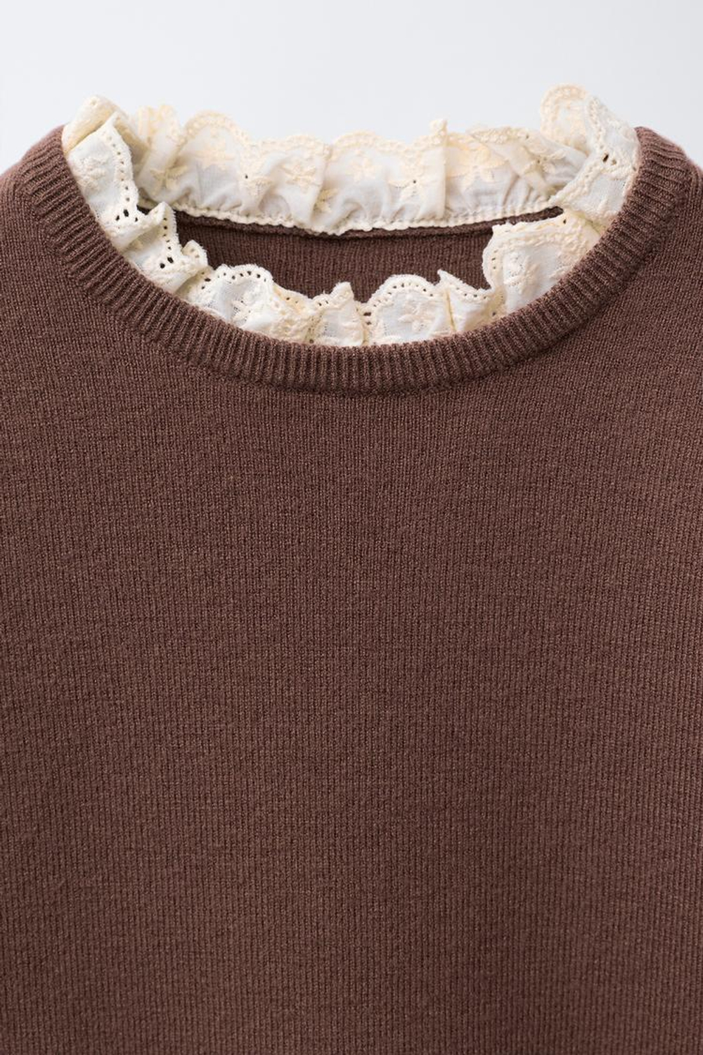 ZARA СВИТЕР С КРУЖЕВОМ И ВЫШИВКОЙ, ШКОЛАДНЫЙ