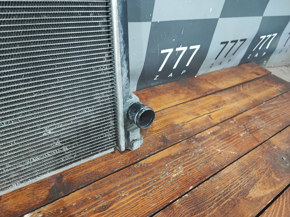 Радиатор ДВС Toyota RAV4 (XA50) Camry (XV70) Б/У Оригинал 1640025190