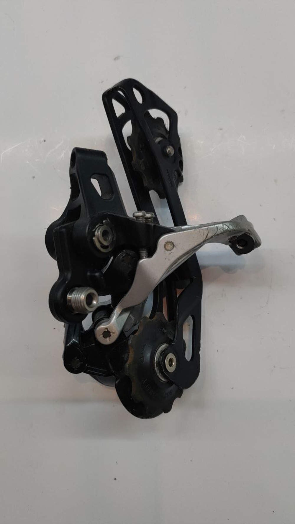 Переключатель на велосипед Shimano Deore XT RD-M781 (задний) z0092