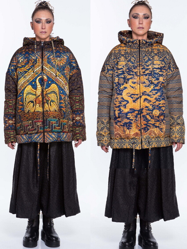Двусторонняя куртка «Легенда», о мотивам мозаик кафедрального собора Девы Марии в Ахене и золотого дракона на церемониальном халате императора династии Цин, 18 век