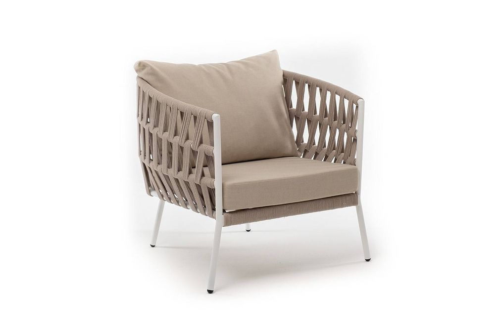 "Диего" кресло плетеное из роупа, каркас алюминий белый муар, роуп бежевый круглый, ткань бежевая 052