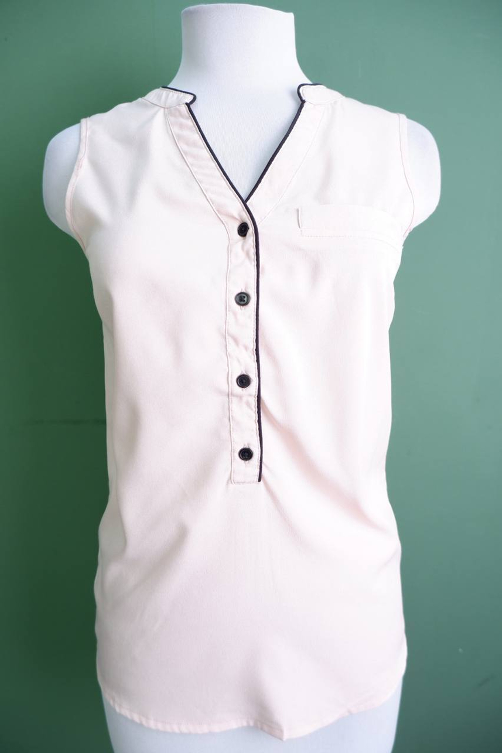 Блузка Jacqueline приятная к телу, маркировка 34, визуально 40 размер