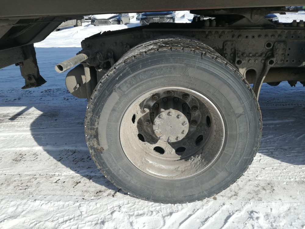 FAW J7 4x2 Седельный тягач CA4180P77K25E5 (Дизельный, 12,5 л, 553 л.с., АТ)