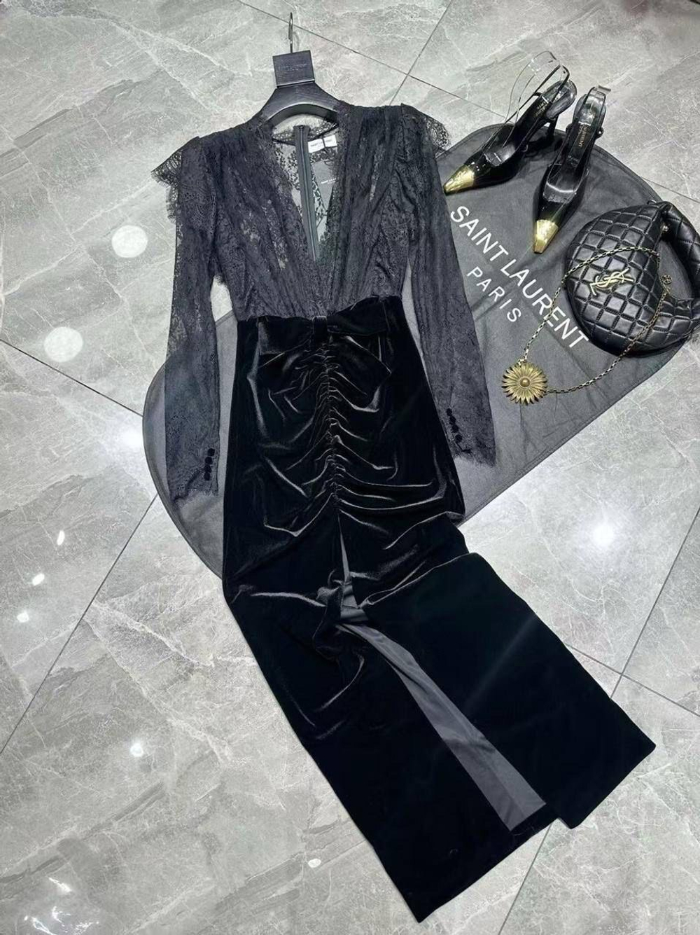 Платье Yves Saint Laurent