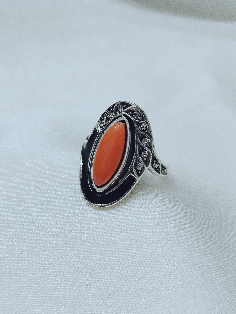 "Соперница" кольцо из коллекции "Самоцветы"