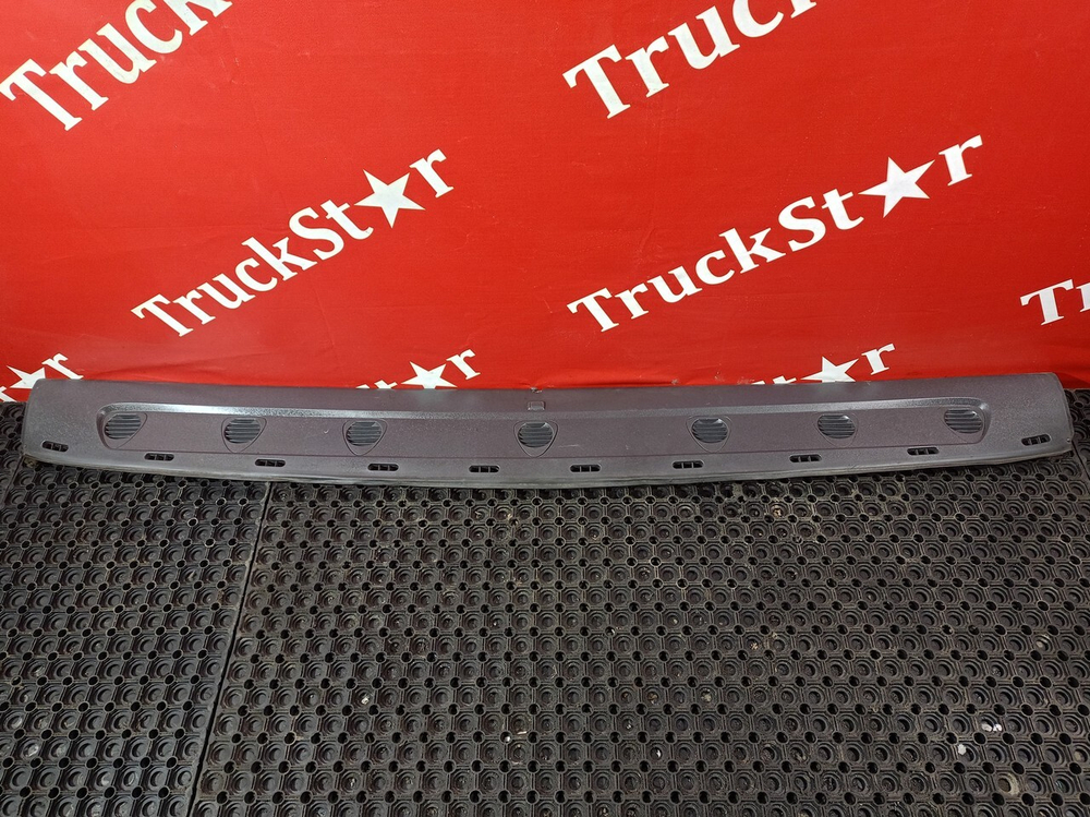 Панель обдува лобового стекла