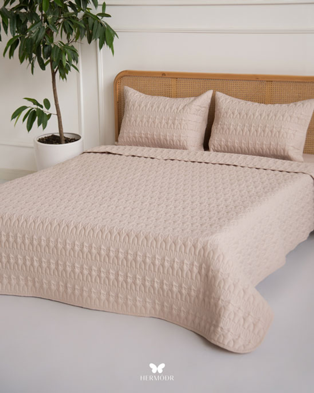 Комплект постельного белья двуспальный Rio Grand Coral Milk Hermodr 7 предметов 130220295 Иран