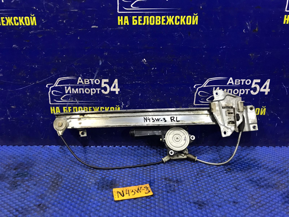 Стеклоподъемник задний левый MITSUBISHI CHARIOT 1994