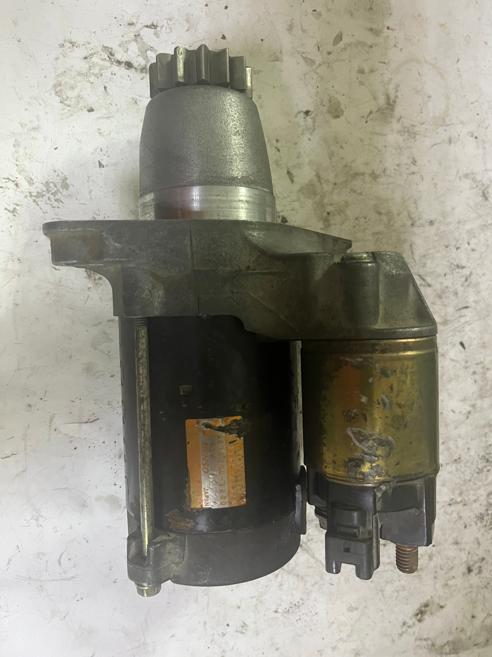 Стартер оригинальный восстановленный Toyota Avensis, Lexus, Camry (1AZ, 2AZ, 1MZ)