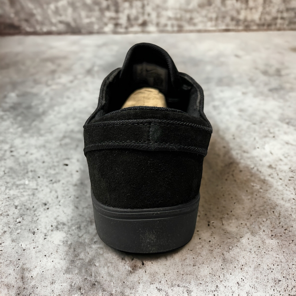 Nike janoski l hotsell
