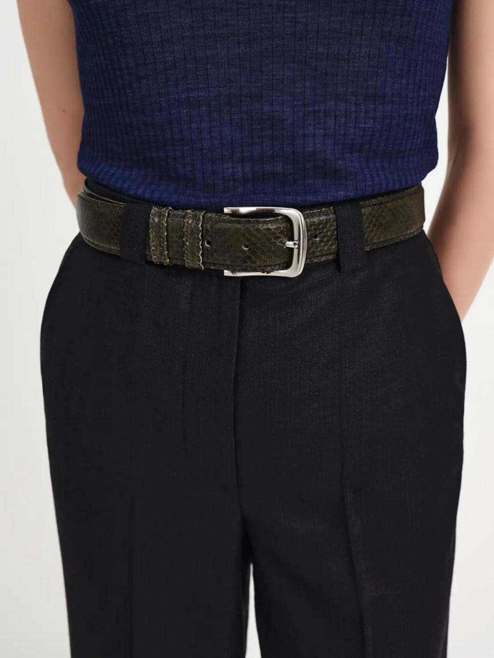 Черные брюки со стрелками OLA OLA