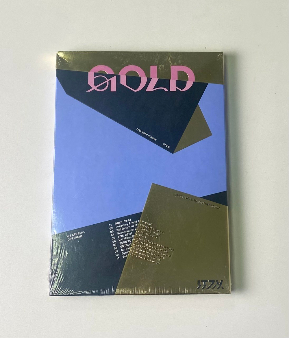 Альбом ITZY - GOLD [STANDARD VER.] [С небольшим дефектом]