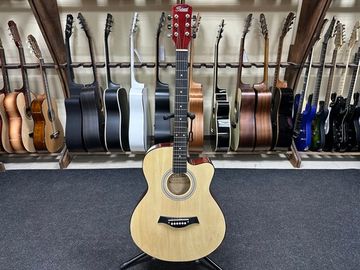 Комплект 12в1 акустическая гитара Belucci BC4010 N