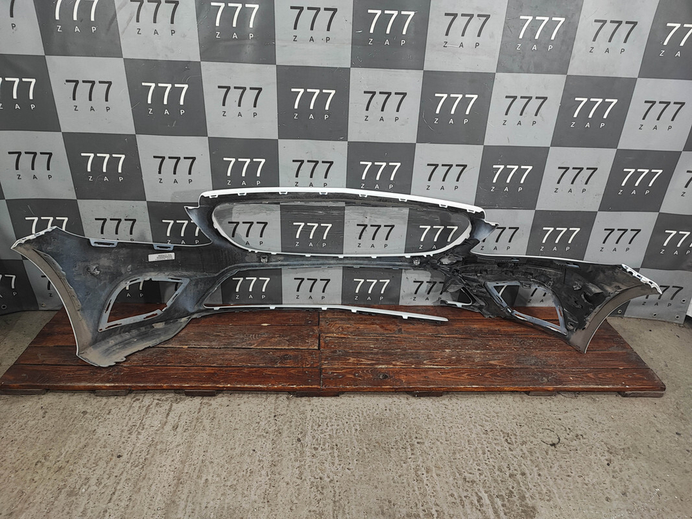 Бампер передний Mercedes C-Class (W205) 18-21 Б/У Оригинал A2058851101